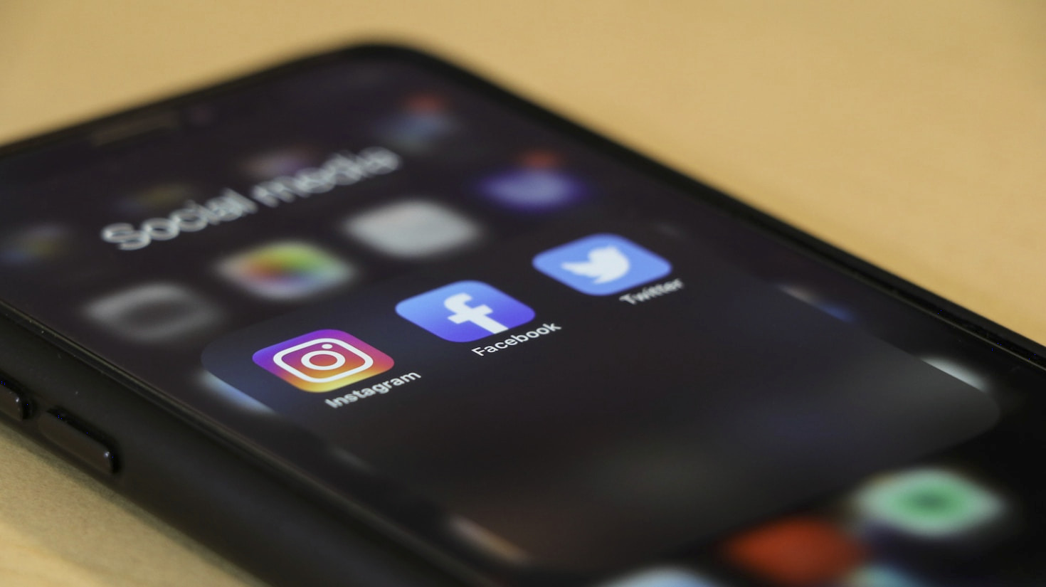 Investment Professionals: Transform Your LinkedIn Profile With Striking Covers